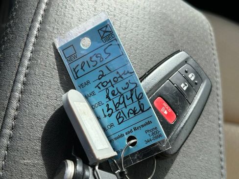 Used 2021 Toyota Prius LE FWD image 52