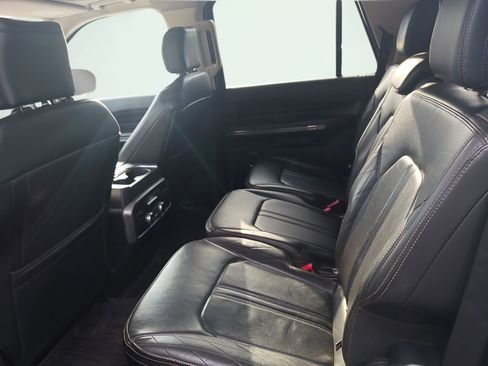 Used 2019 Ford Expedition Max Platinum AWD/4WD image 7