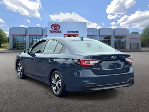 Used 2025 Subaru Legacy Premium AWD/4WD image 4
