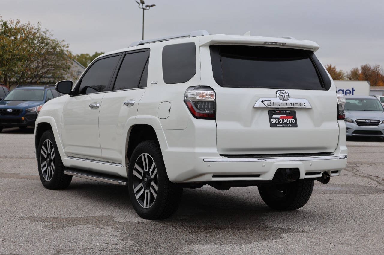 Used 2022 Toyota 4Runner Limited AWD/4WD image 11
