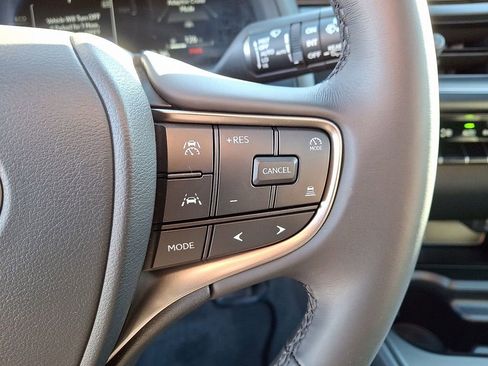 Certified 2025 Lexus UX 300h AWD w/ Accessory Package (Z1) image 23