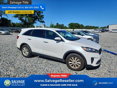 Used 2019 Kia Sorento FWD V6 image 5