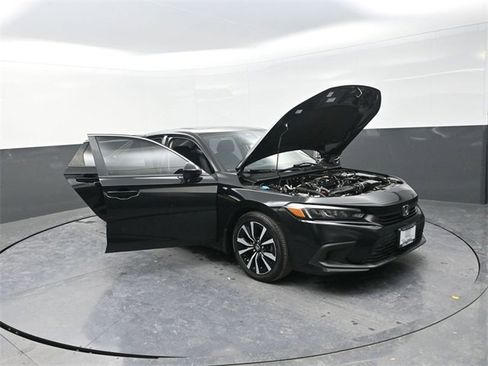 Used 2022 Honda Civic EX image 25