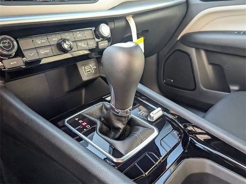 New 2026 Jeep Compass Limited image 24