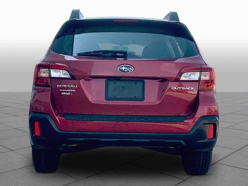 Used 2018 Subaru Outback 2.5i AWD/4WD image 5