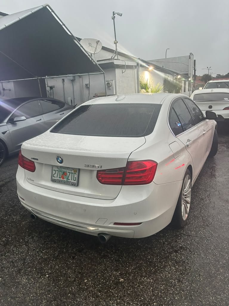 Used 2014 BMW 335i xDrive Sedan AWD/4WD image 8
