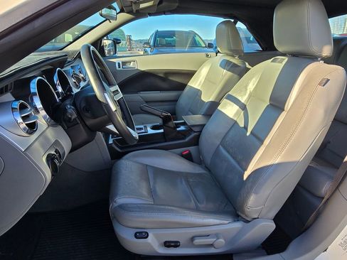 Used 2009 Ford Mustang V6 image 17