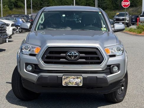 Used 2023 Toyota Tacoma SR5 w/ Technology Package AWD/4WD image 2