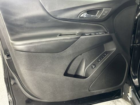 Used 2023 Chevrolet Equinox Premier FWD image 29