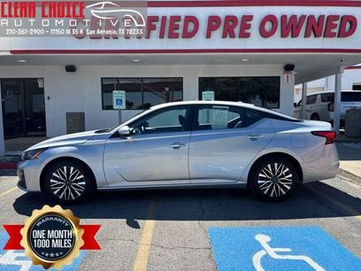 Used 2023 Nissan Altima 2.5 SV