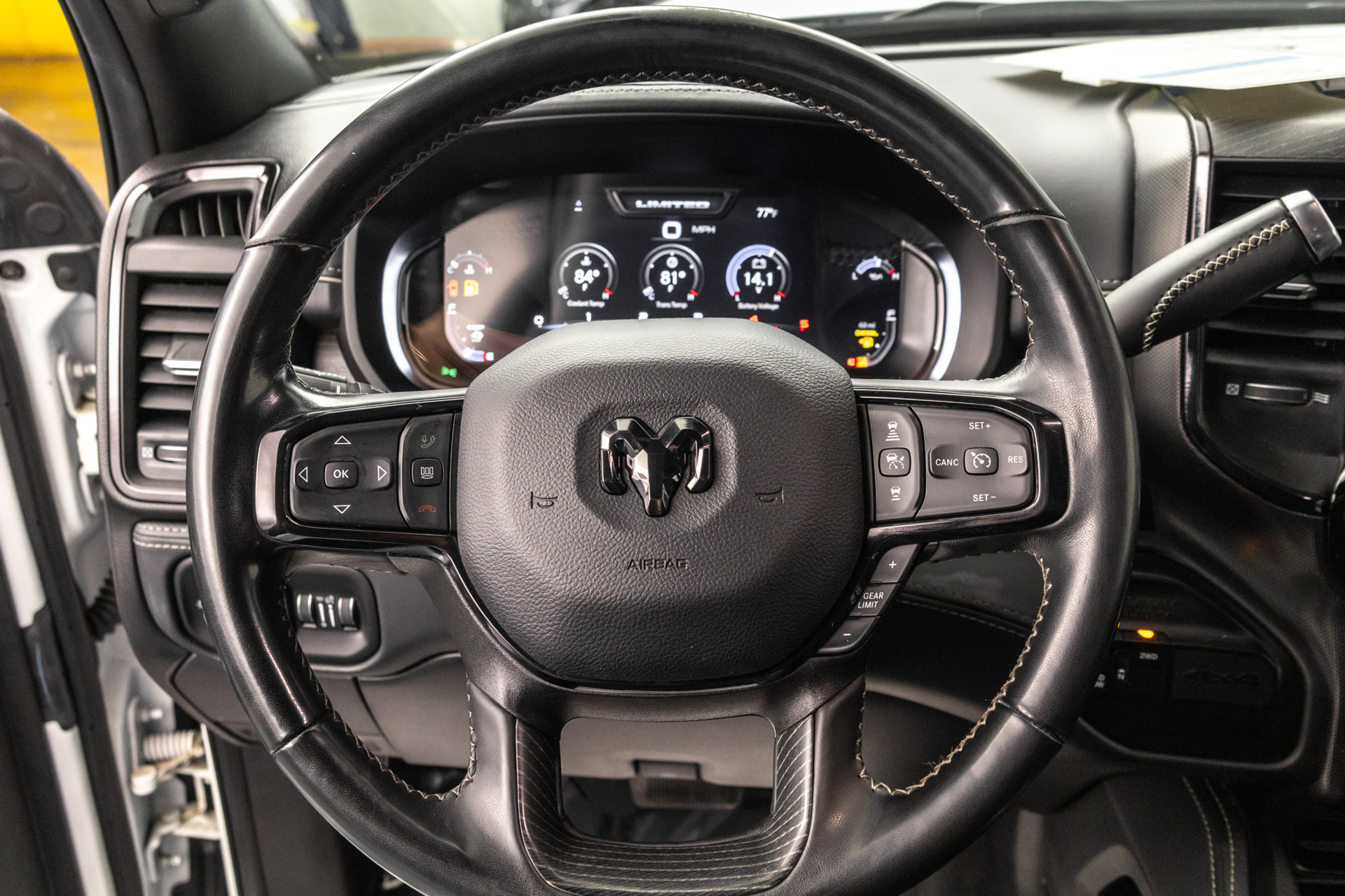 Used 2023 RAM 2500 Limited AWD/4WD image 24