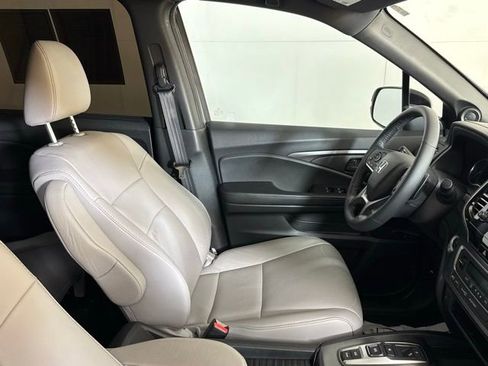 Used 2023 Honda Passport EX-L image 28