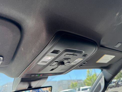Used 2023 Chevrolet Tahoe High Country AWD/4WD image 26