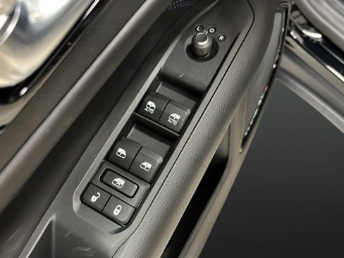 New 2026 Jeep Compass Latitude AWD/4WD image 20