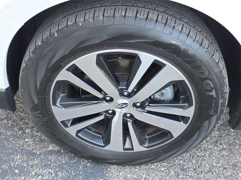 Used 2019 Subaru Outback 2.5i Limited image 39