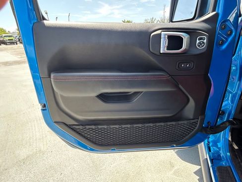 Used 2024 Jeep Wrangler Unlimited Rubicon 392 image 36