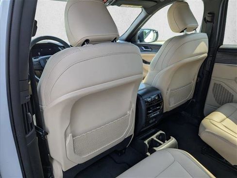 Used 2024 Jeep Grand Cherokee L Limited RWD image 25