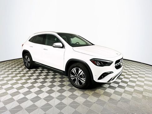 Certified 2025 Mercedes-Benz GLA 250 image 1