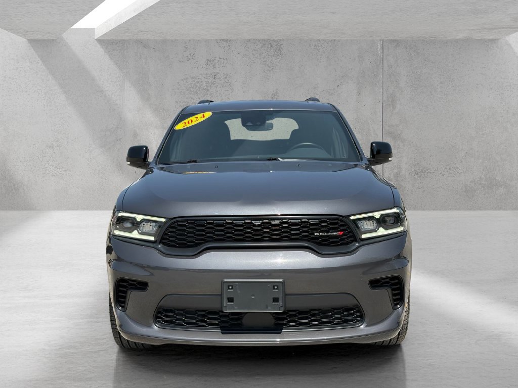 Used 2024 Dodge Durango GT RWD image 2