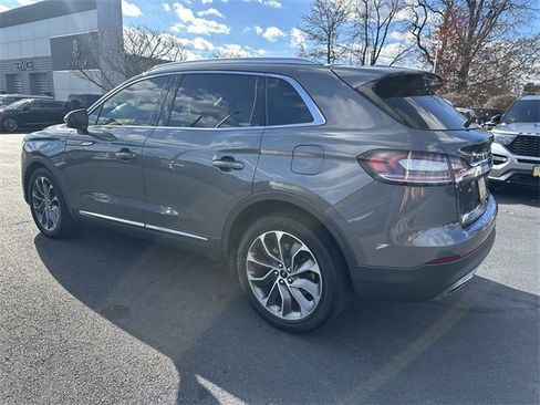 Certified 2022 Lincoln Nautilus Reserve image 7