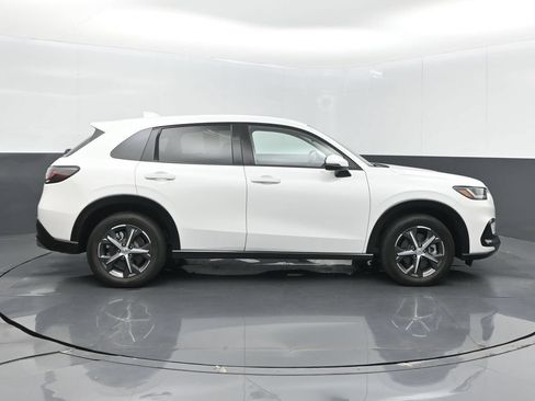 Used 2025 Honda HR-V EX-L image 5