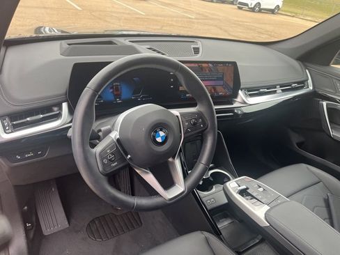 Used 2025 BMW X1 xDrive28i image 16