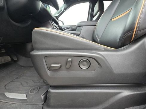 Used 2023 GMC Yukon AT4 w/ Technology Package image 25