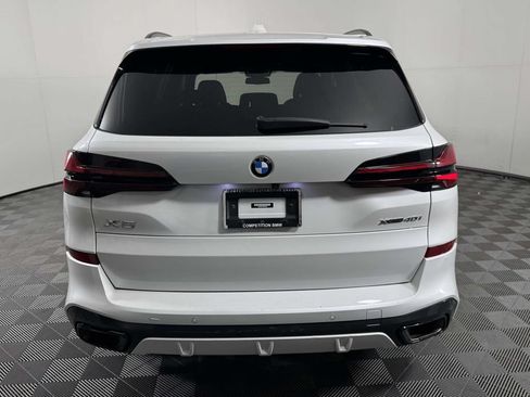 Used 2024 BMW X5 xDrive40i w/ M Sport Package AWD/4WD image 9