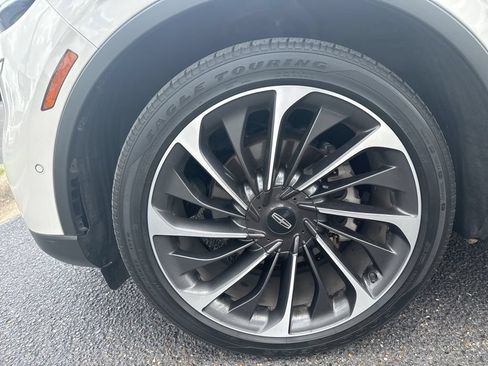 Certified 2023 Lincoln Aviator Reserve w/ Equipment Group 201A RWD image 12