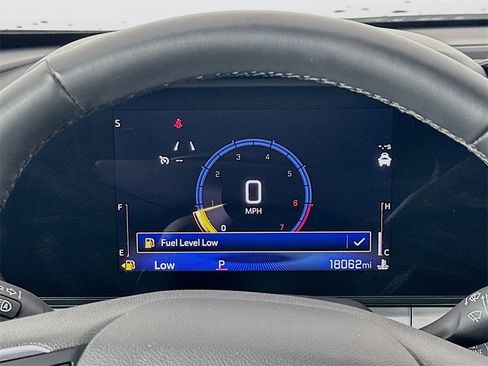 Used 2025 Chevrolet Trax LT w/ LT Convenience Package image 27