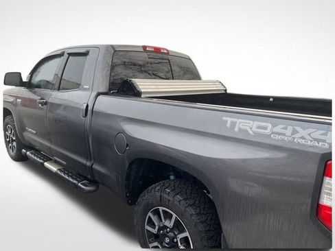 Used 2016 Toyota Tundra SR5 w/ TRD Off Road Package image 7