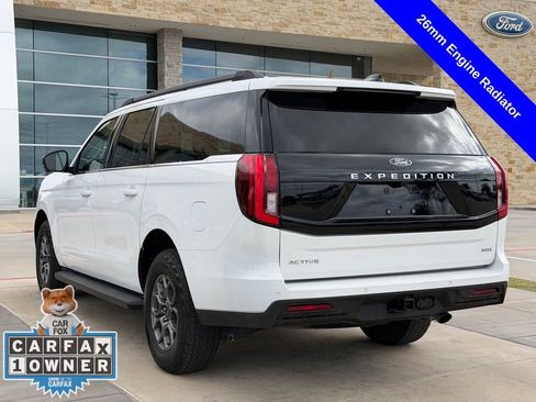 Used 2025 Ford Expedition Max Active AWD/4WD image 10
