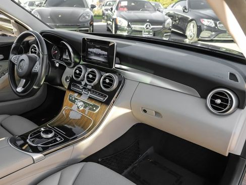 Used 2018 Mercedes-Benz C 300 Sedan image 10