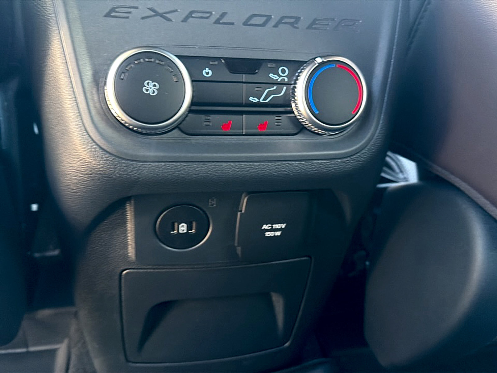 New 2026 Ford Explorer Platinum RWD image 8