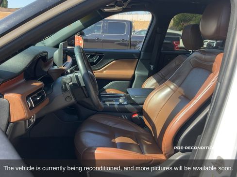 Used 2020 Lincoln Aviator Reserve w/ Class IV Trailer Tow Package RWD image 11