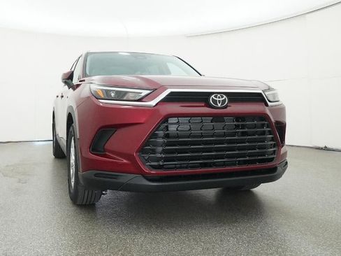 New 2026 Toyota Grand Highlander XLE image 30