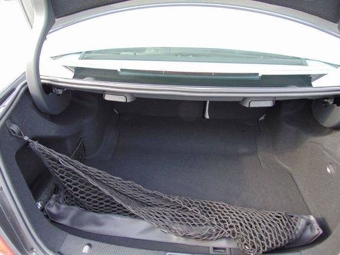 Used 2011 Mercedes-Benz C 300 Sedan image 18