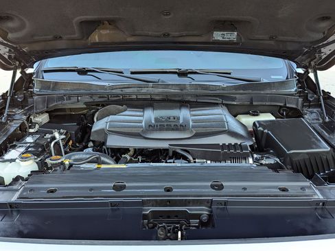 Used 2023 Nissan Titan Platinum Reserve w/ Moonroof Package image 32