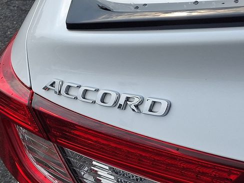 Used 2022 Honda Accord Sport image 31