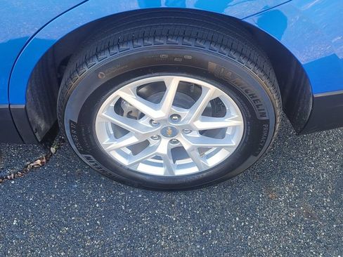 Used 2024 Chevrolet Equinox LT w/ LPO, Floor Liner Package image 8