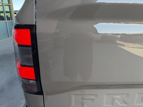 Used 2023 Nissan Frontier Pro-X w/ Pro-X Premium Package image 14