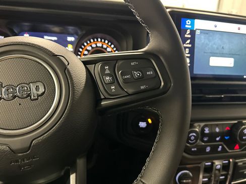 New 2026 Jeep Gladiator Sport image 20