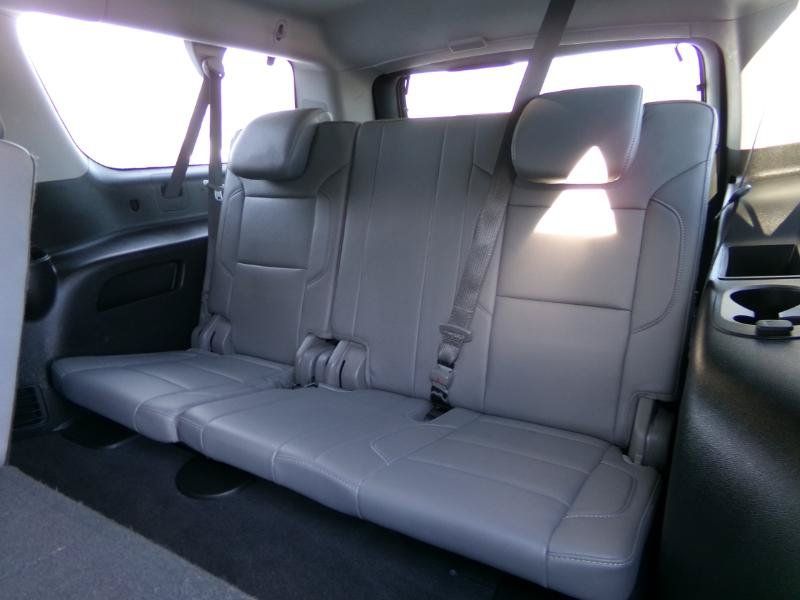 Used 2019 Chevrolet Suburban LT AWD/4WD image 36