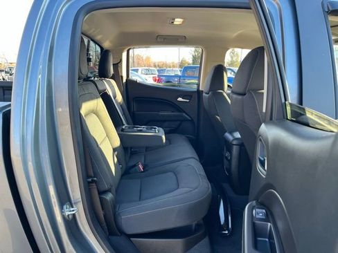Used 2022 Chevrolet Colorado LT w/ LT Convenience Package image 20