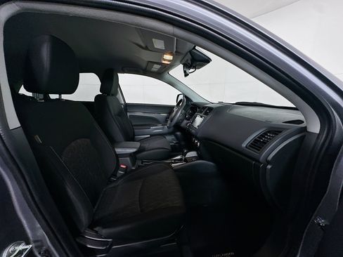 Used 2025 Mitsubishi Outlander Sport ES image 28