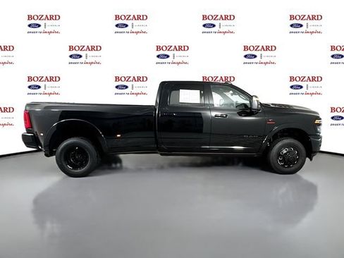 Used 2025 RAM 3500 Limited image 9