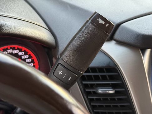 Used 2015 GMC Yukon XL Denali w/ Open Road Package image 31