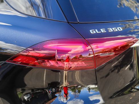 New 2026 Mercedes-Benz GLE 350 4MATIC image 8