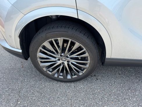 Used 2024 Lexus RX 350 FWD image 5