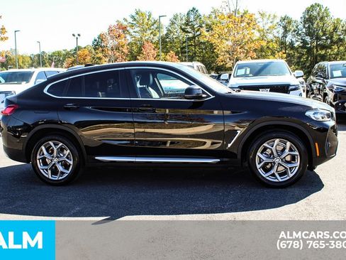 Used 2025 BMW X4 xDrive30i w/ Premium Essential Package image 7